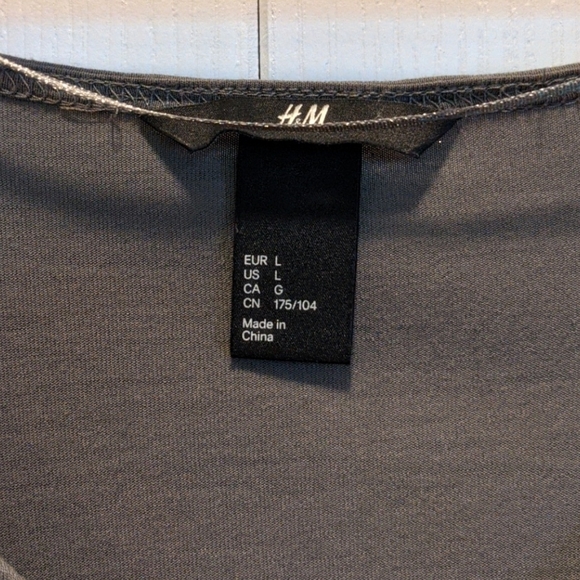 2/$20 H&M Sleeveless Sailor top - Picture 2 of 4